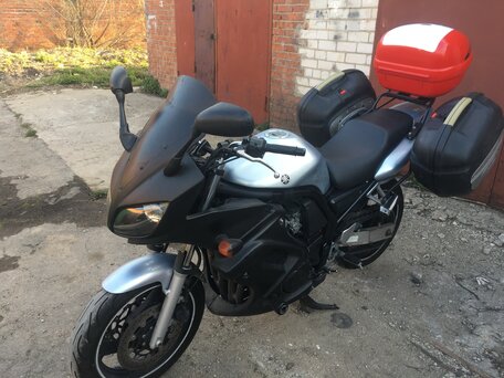 2003 Yamaha FZS600 Fazer, серебристый, 320000 рублей, вид 2