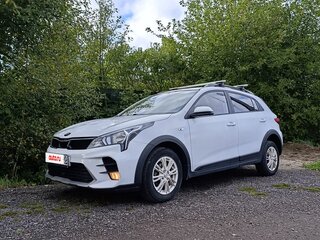 2021 Kia Rio X IV Рестайлинг, белый, 1650000 рублей, вид 4
