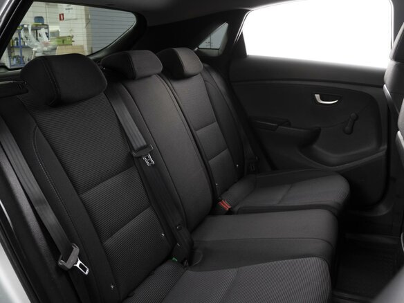 2016 Hyundai i30 II Рестайлинг, серебристый, 1000000 рублей - вид 5