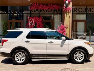 2012 Ford Explorer V, белый, 1700000 рублей, вид 2