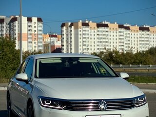 2017 Volkswagen Passat B8, белый, 2399000 рублей, вид 1