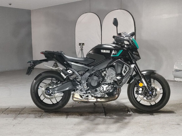 2025 Yamaha MT-09 (FZ-09), чёрный, 1150000 рублей