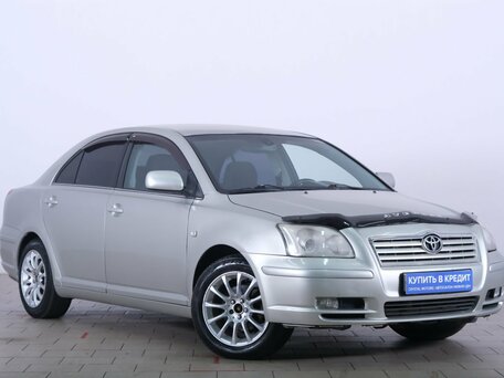 Toyota Avensis II
