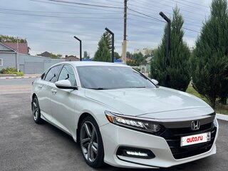 2018 Honda Accord X, белый, 1800000 рублей, вид 4