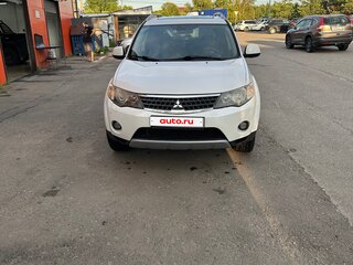 2009 Mitsubishi Outlander II, белый, 950000 рублей, вид 3