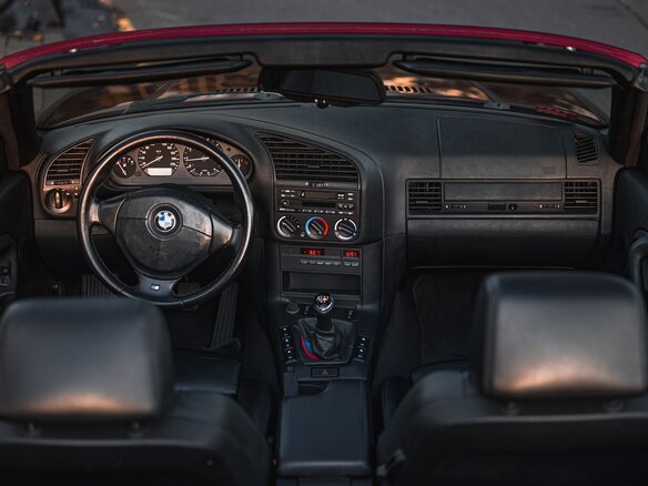 1995 BMW 3 серии 318i III (E36), пурпурный, 1550000 рублей - вид 5