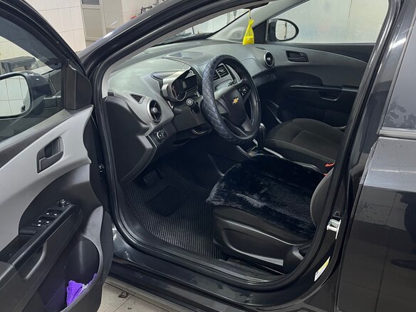 2012 Chevrolet Aveo II, чёрный - вид 10