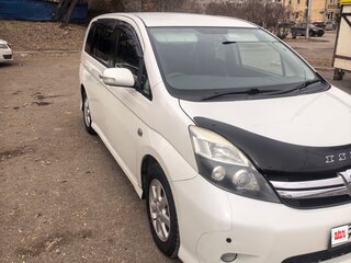 2012 Toyota ISis I Рестайлинг, белый, 1300000 рублей, вид 4