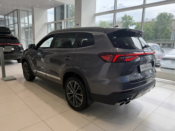 2025 Chery Tiggo 8 Pro Max I Рестайлинг, серый - вид 3