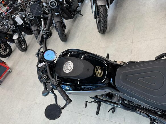 2026 QJMotor SRV 600 V, чёрный, 649000 рублей - вид 5