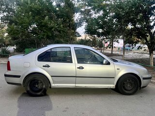 2000 Volkswagen Bora I, серебристый, 250000 рублей, вид 3