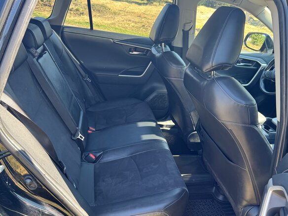 2020 Toyota RAV4 V (XA50), чёрный, 4200000 рублей - вид 20