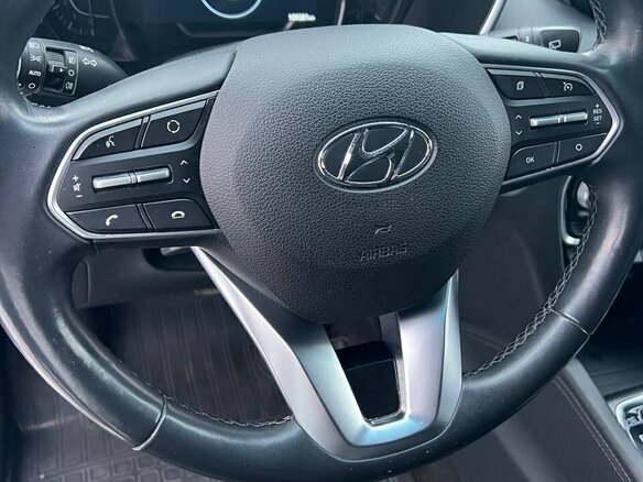 2019 Hyundai Santa Fe IV, серый, 3300000 рублей - вид 18