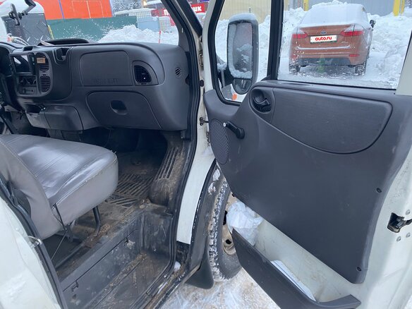 2005 Ford Transit, белый, 510000 рублей - вид 3