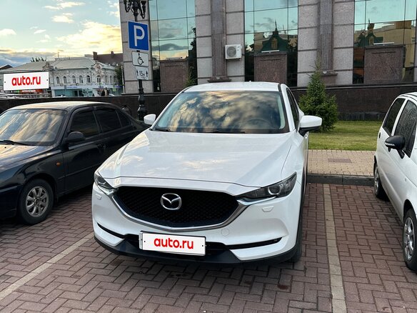 2017 Mazda CX-5 II, белый, 2400000 рублей - вид 3