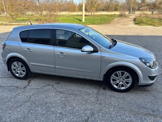 2008 Opel Astra H Рестайлинг, серый, 580000 рублей, вид 4