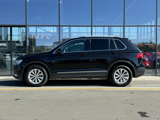 2019 Volkswagen Tiguan II, чёрный, 2570000 рублей, вид 3