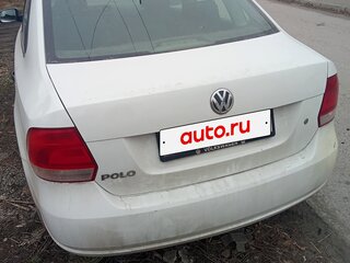 2014 Volkswagen Polo V, белый, 650000 рублей, вид 4