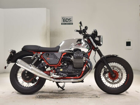 2016 Moto Guzzi V 7, серый, 700000 рублей, вид 1