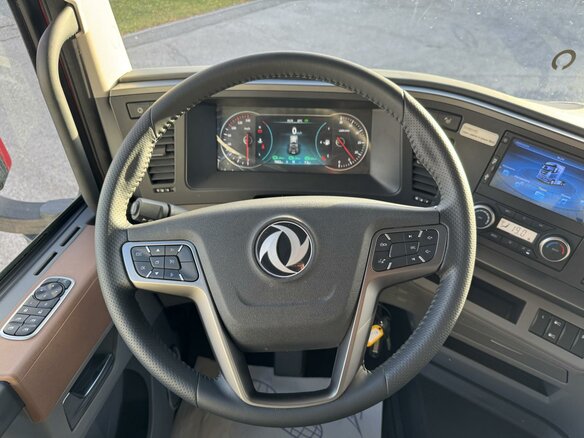 2024 Dongfeng GX, красный, 9000000 рублей - вид 26