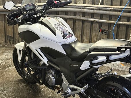 2013 Honda NC 700X, белый, 450000 рублей, вид 4