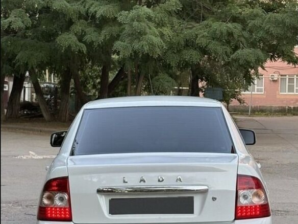 2013 Lada (ВАЗ) Priora I, белый, 325000 рублей - вид 5