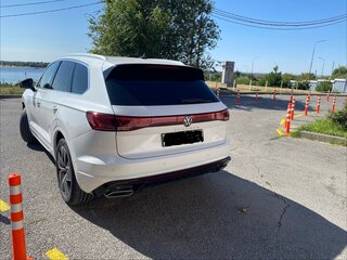 2025 Volkswagen Touareg III Рестайлинг, белый, 10850000 рублей, вид 4