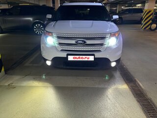2014 Ford Explorer V, белый, 1650000 рублей, вид 1