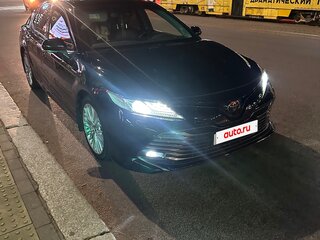 2019 Toyota Camry VIII (XV70), чёрный, 2230000 рублей, вид 2