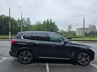 2021 BMW X5 30d IV (G05/G18), чёрный, 6600000 рублей, вид 5