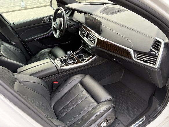 2020 BMW X5 40i IV (G05/G18), белый, 8525000 рублей - вид 34
