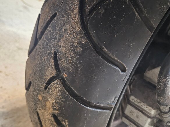 2007 Suzuki Burgman (SkyWave) 650, чёрный, 455000 рублей - вид 9
