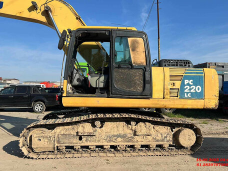 2015 Komatsu PC220-8, жёлтый, 2853450 рублей, вид 1