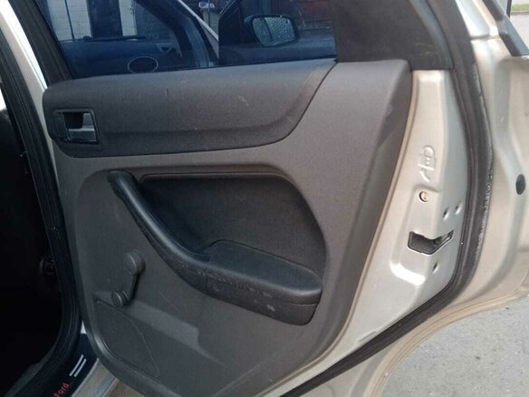 2006 Ford Focus II, серебристый, 330000 рублей - вид 15