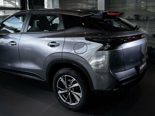 2026 Omoda C5 II, серебристый, 2320000 рублей, вид 4