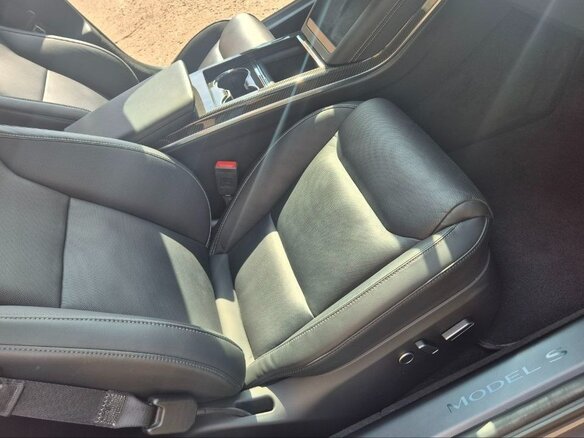 2022 Tesla Model S Plaid I Рестайлинг 2, серый, 9990000 рублей - вид 16