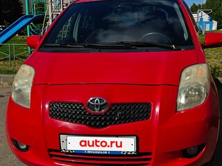 2008 Toyota Yaris II, красный, 535000 рублей, вид 1