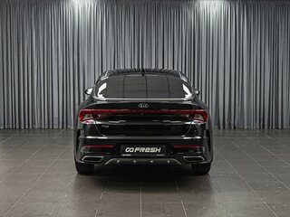 2021 Kia K5 III, чёрный, 2520000 рублей, вид 4