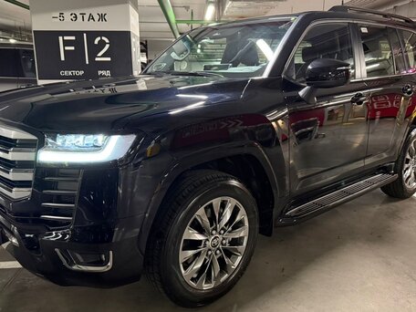 Toyota Land Cruiser 300 Series