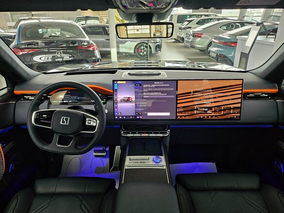 2025 Zeekr 9X 70 kWh, чёрный, 14990000 рублей - вид 18