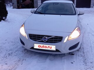 2011 Volvo S60 II, белый, 750000 рублей, вид 1