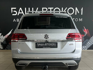 2018 Volkswagen Teramont I, серебристый, 2799000 рублей, вид 5