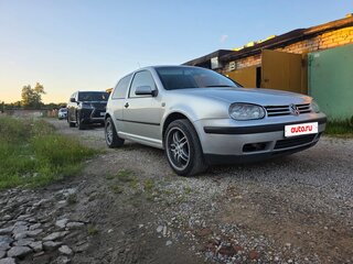 2001 Volkswagen Golf IV, серебристый, 325000 рублей, вид 2