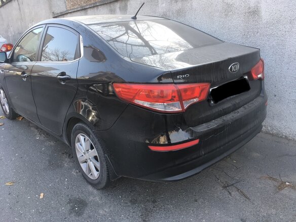 2015 Kia Rio III Рестайлинг, чёрный, 1100000 рублей - вид 3