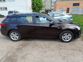 2013 Chevrolet Cruze I Рестайлинг, коричневый, 800000 рублей, вид 3