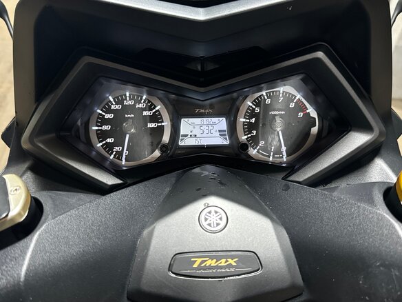 2015 Yamaha TMAX, чёрный, 730000 рублей - вид 11