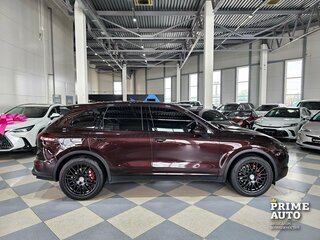 2015 Porsche Cayenne S II Рестайлинг (958), коричневый, 4339000 рублей, вид 4
