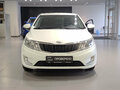 2013 Kia Rio 5-speed III, белый, 640000 рублей - вид 1