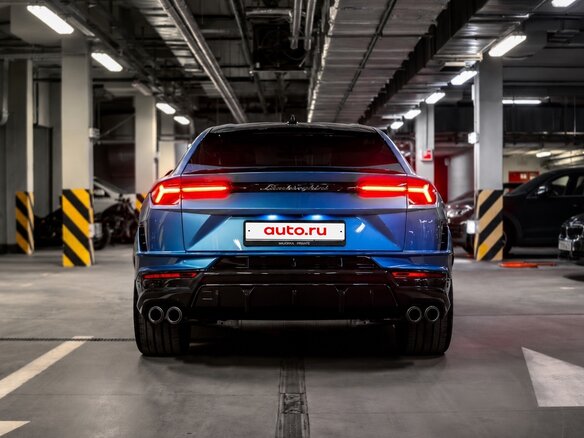2023 Lamborghini Urus Performante I Рестайлинг, голубой, 35000000 рублей - вид 3