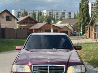 1996 Mercedes-Benz C-Класс 200 I (W202), красный, 320000 рублей, вид 3